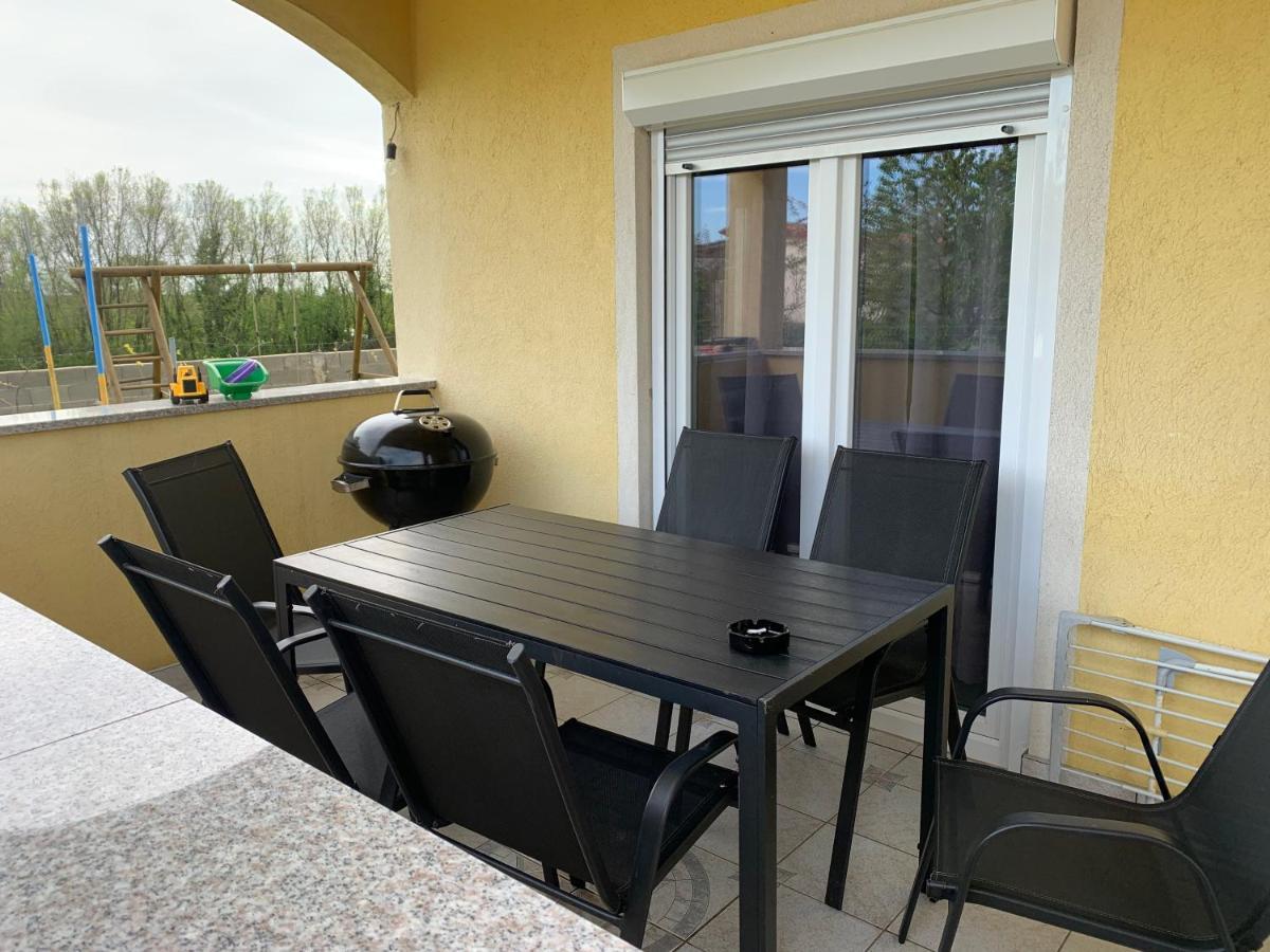 Apartment Creo Loborika Marčana 外观 照片